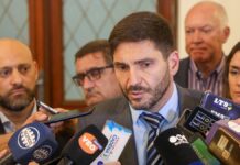 Pullaro: «Vamos a defender a la producción, a la industria, al campo y a las economías regionales»