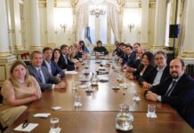 Milei recibió en Casa Rosada a diputados oficialistas