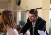 El intendente Carlos Ferraris decretó un nuevo aumento a Municipales