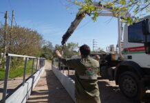 El Municipio continua con la construcción de puentes peatonales en el distrito