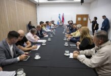 El gobierno implementa concursos para el ingreso de personal en entes descentralizados