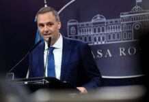 Manuel Adorni: “Macri se quedó sin nafta”