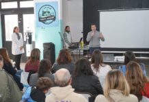 El intendente Arturo Rojas participó del nombramiento “Puerto Quequén” a la Escuela N° 49