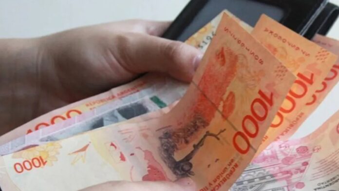 Golpe al bolsillo - noviembre llega con aumentos en transporte, alquileres y prepagas