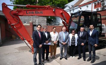 Jaldo entregó equipamiento a Recursos Hídricos y Medio Ambiente por cerca de $400 millones