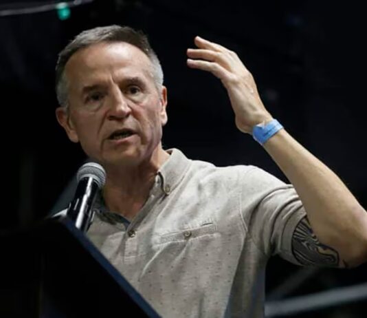 Jorge Sola: «Hay una creciente consciencia que la llamada reforma laboral impulsada por el gobierno va a empeorar la situación laboral y es inconstitucional»