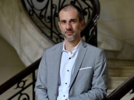 Pablo Petrecca propone prohibir los celulares y restringir las comunicaciones de los presos en las cárceles bonaerenses