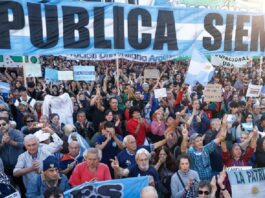 Multitudinaria Marcha Universitaria en todo el país