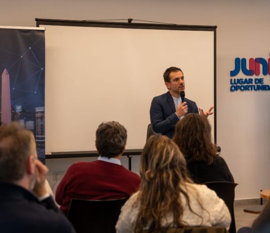 Petrecca: “Los municipios pueden mostrar el camino para transformar la provincia”