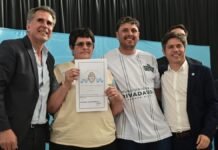 Kicillof y Martínez entregaron 74 escrituras a familias de la localidad